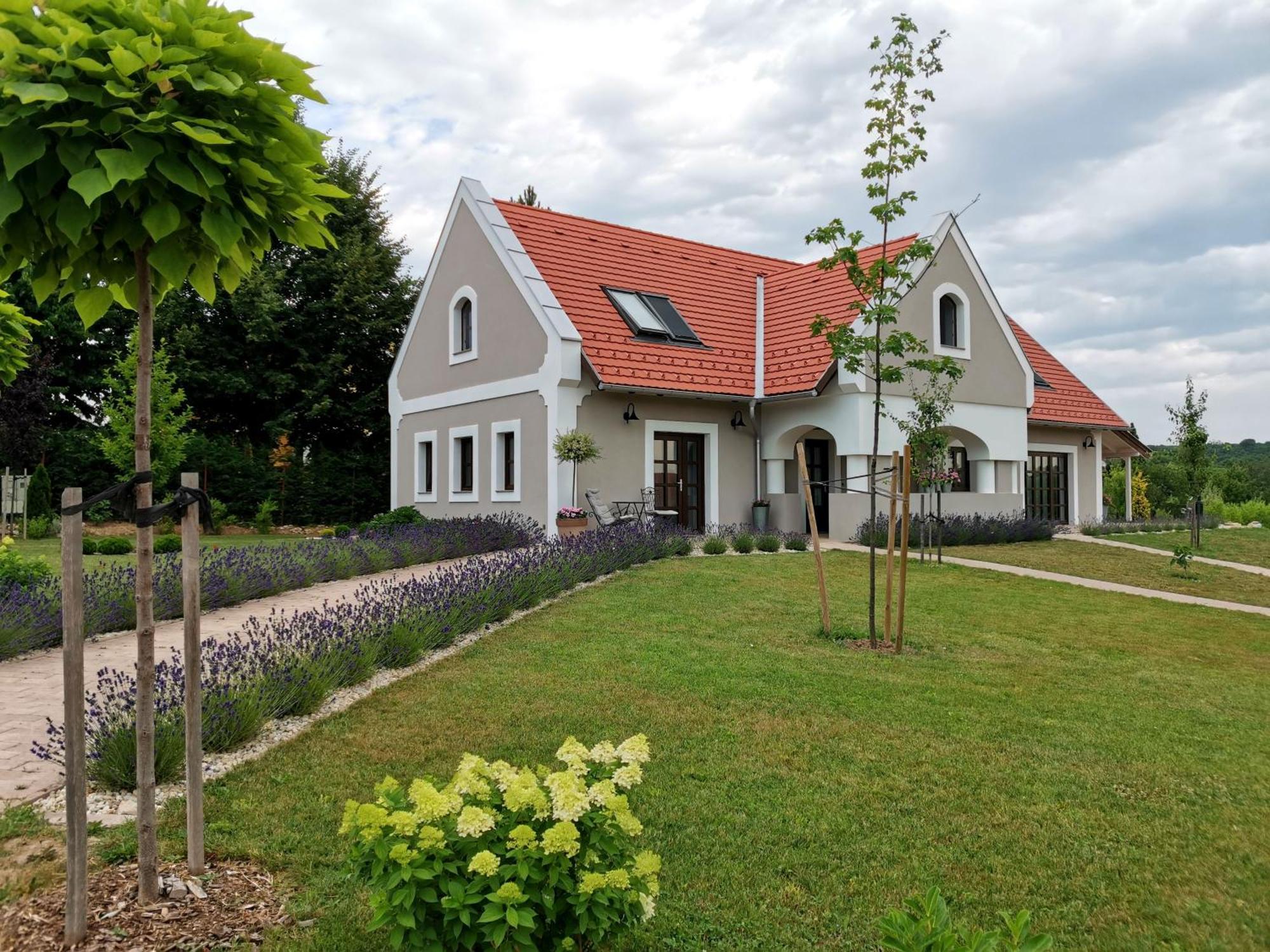 Villa Tilia Vászoly Exterior foto